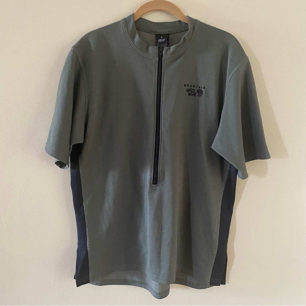 Vintage Men’s Mountain Hardware Green Short Sleeve Athletic Shirt, Size L Large